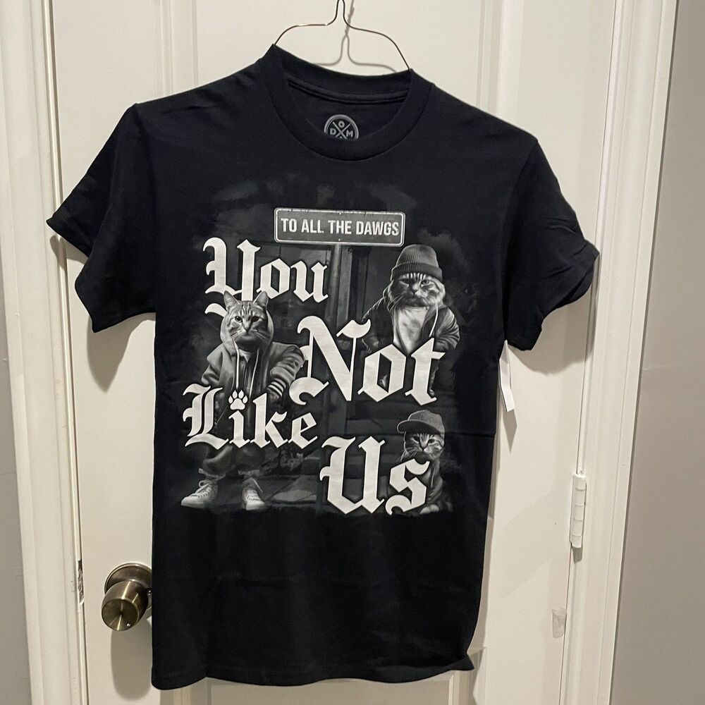 Mens Black Graphic Print T-Shirt size Small “You Not Like Us” Cats NEW